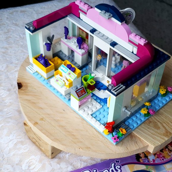 LEGO Friends #41007 ' HEARTLAKE Pet Salon ' EUC Discontinued Complete Set - Picture 9 of 11